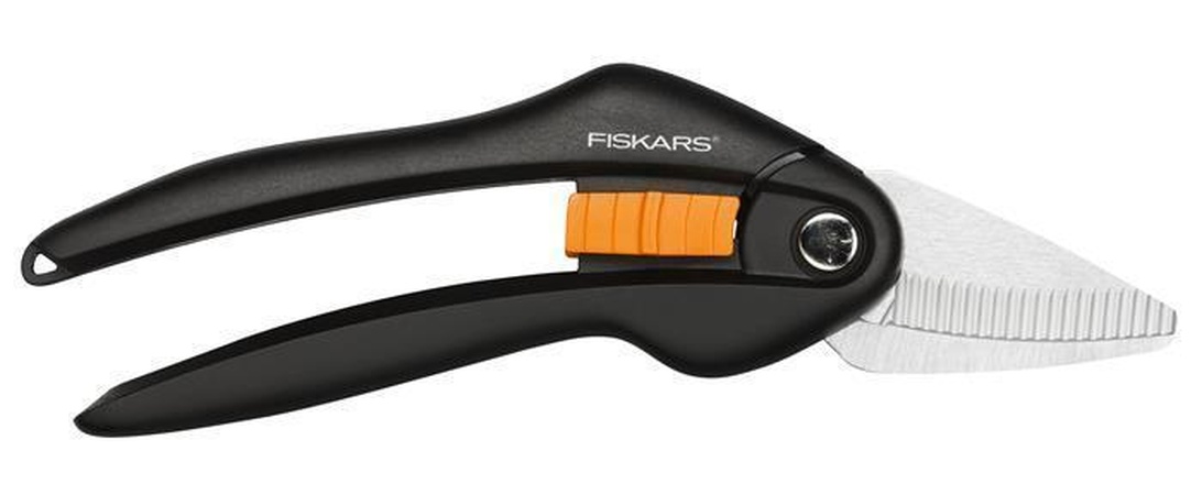 Papírenské zboží - Univerzální nůžky na plech a plast "SingleStep", 21 cm, FISKARS